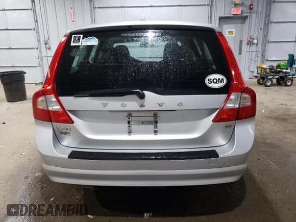 ✅ 2008 Volvo V70 • VIN: YV1BW982X81014540 • Lot: 72144144. Listed on Copart with 206,696 mi. Free auction sales archive from the USA and detailed vehicle history report at DreamBid. Image 6.