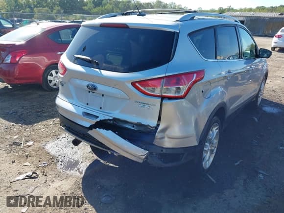 ✅ 2013 Ford Escape Titanium • VIN: 1FMCU9J92DUA57202 • Лот: 43350339. Опубликован ранее на IAAI с пробегом 172 073 миль. Бесплатный доступ к архиву аукционных продаж из США и подробный отчёт об истории автомобиля на DreamBid. Изображение 6.