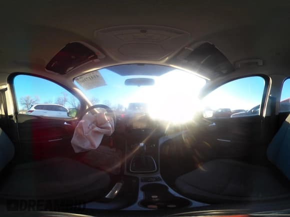 ✅ 2015 Ford C-Max SE • VIN: 1FADP5AU6FL120975 • Lot: 41417168. Wystawiony na IAAI z przebiegiem 101 112 mil. Bezpłatny archiwum sprzedaży aukcyjnych z USA i szczegółowy raport historii pojazdu na DreamBid. Zdjęcie 22.