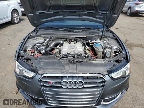 ✅ 2013 Audi S5 Premium Plus • VIN: WAUCGAFR9DA060019 • Lot: 80564385. Wystawiony na Copart z przebiegiem 119 917 mil. Bezpłatny archiwum sprzedaży aukcyjnych z USA i szczegółowy raport historii pojazdu na DreamBid. Zdjęcie 11.