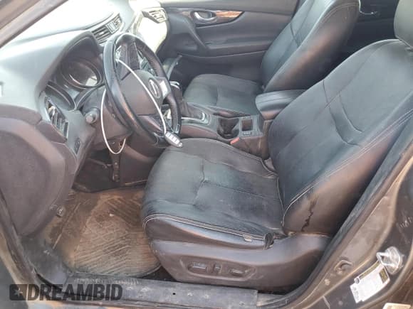 ✅ 2018 Nissan Rogue S • VIN: JN1BJ1CPXJW103738 • Lot: 91372165. Wystawiony na Copart z przebiegiem 58 739 mil. Bezpłatny archiwum sprzedaży aukcyjnych z USA i szczegółowy raport historii pojazdu na DreamBid. Zdjęcie 7.