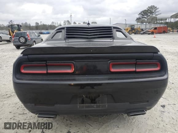 ✅ 2016 Dodge Challenger R/T • VIN: 2C3CDZBT4GH125073 • Lot: 44735364. Wystawiony na Copart z przebiegiem 133 048 mil. Bezpłatny archiwum sprzedaży aukcyjnych z USA i szczegółowy raport historii pojazdu na DreamBid. Zdjęcie 6.