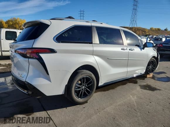 ✅ 2023 Toyota Sienna Platinum • VIN: 5TDESKFC3PS095528 • Лот: 87483685. Опубликован ранее на Copart с пробегом 35 677 миль. Бесплатный доступ к архиву аукционных продаж из США и подробный отчёт об истории автомобиля на DreamBid. Изображение 3.