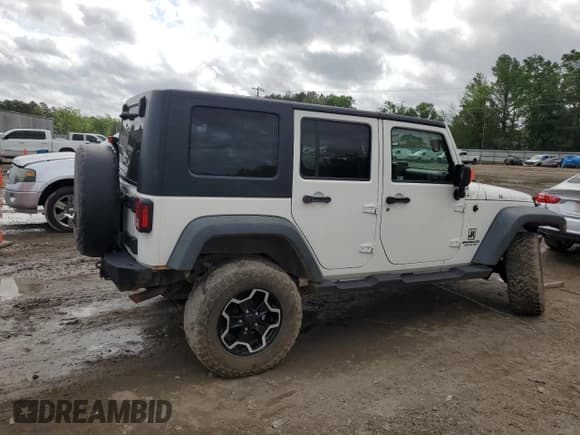 ✅ 2008 Jeep Wrangler Rubicon • VIN: 1J8GA69198L614736 • Lot: 50826545. Listed on Copart with 124,801 mi. Free auction sales archive from the USA and detailed vehicle history report at DreamBid. Image 3.