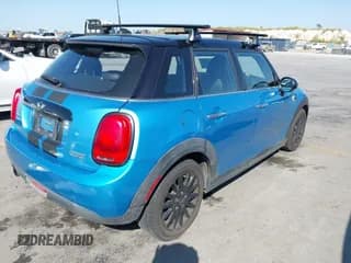 ✅ 2017 MINI Hardtop 4 Door Cooper • VIN: WMWXU1C39H2F77401 • Lot: 43422587. Wystawiony na IAAI z przebiegiem 82 034 mil. Bezpłatny archiwum sprzedaży aukcyjnych z USA i szczegółowy raport historii pojazdu na DreamBid. Zdjęcie 4.