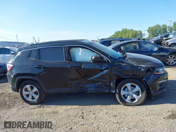 ✅ 2019 Jeep Compass Latitude • VIN: 3C4NJDBBXKT734515 • Лот: 43223085. Опубликован ранее на IAAI с пробегом 33 427 миль. Бесплатный доступ к архиву аукционных продаж из США и подробный отчёт об истории автомобиля на DreamBid. Изображение 13.