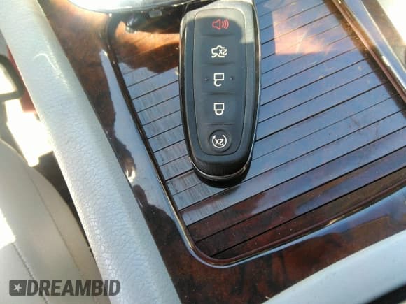 ✅ 2002 Mercedes-Benz C 230/260/280/320 • VIN: WDBRF61J12F251513 • Lot: 41889136. Wystawiony na IAAI z przebiegiem 24 707 mil. Bezpłatny archiwum sprzedaży aukcyjnych z USA i szczegółowy raport historii pojazdu na DreamBid. Zdjęcie 11.