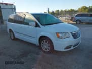 ✅ 2016 Chrysler Town & Country Touring • VIN: 2C4RC1BG6GR296687 • Лот: 43451966. Опубликован ранее на IAAI с пробегом 201 470 миль. Бесплатный доступ к архиву аукционных продаж из США и подробный отчёт об истории автомобиля на DreamBid. Изображение 1.