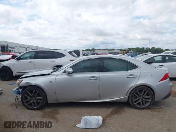 ✅ 2014 Lexus IS 250 • VIN: JTHBF1D24E5007499 • Lot: 43298733. Listed on IAAI with 116,862 mi. Free auction sales archive from the USA and detailed vehicle history report at DreamBid. Image 14.