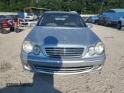 ✅ 2005 Mercedes-Benz C 320 • VIN: WDBRF64J75F676525 • Lot: 70327055. Wystawiony na Copart z przebiegiem 116 288 mil. Bezpłatny archiwum sprzedaży aukcyjnych z USA i szczegółowy raport historii pojazdu na DreamBid. Zdjęcie 5.