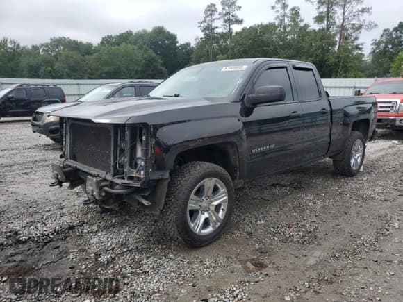 ✅ 2016 Chevrolet Silverado 1500 Custom • VIN: 1GCRCPEC4GZ252656 • Лот: 67008895. Опубликован ранее на Copart с пробегом 177 537 миль. Бесплатный доступ к архиву аукционных продаж из США и подробный отчёт об истории автомобиля на DreamBid. Изображение 1.