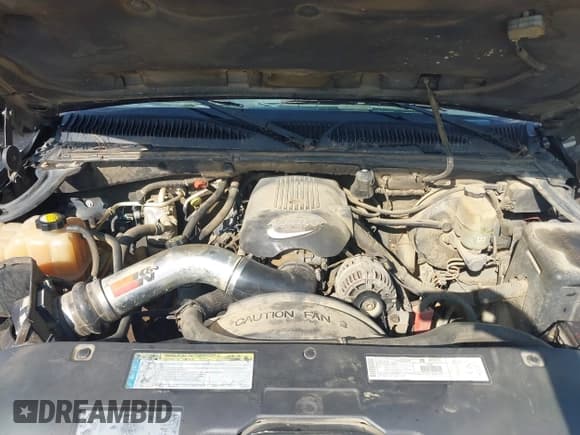 ✅ 2001 Chevrolet Suburban LT • VIN: 3GNFK16T31G279041 • Lot: 41981550. Wystawiony na IAAI z przebiegiem 276 407 mil. Bezpłatny archiwum sprzedaży aukcyjnych z USA i szczegółowy raport historii pojazdu na DreamBid. Zdjęcie 10.