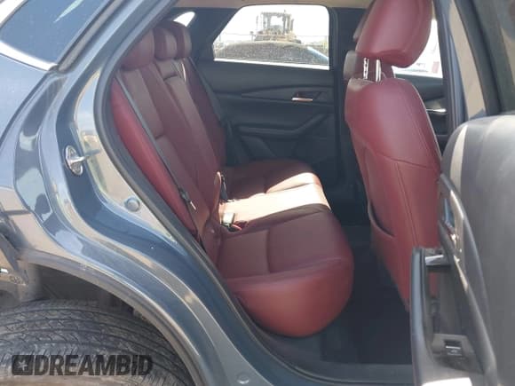 ✅ 2022 Mazda CX-30 S Carbon Edition • VIN: 3MVDMBCL8NM422737 • Lot: 42229336. Listed on IAAI with 14,665 mi. Free auction sales archive from the USA and detailed vehicle history report at DreamBid. Image 8.