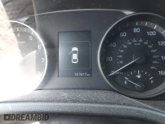 ✅ 2017 Hyundai Elantra SE • VIN: KMHD84LF2HU386020 • Lot: 43299369. Listed on IAAI with 147,817 mi. Free auction sales archive from the USA and detailed vehicle history report at DreamBid. Image 7.