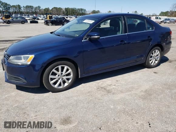 ✅ 2013 Volkswagen Jetta SE • VIN: 3VWDP7AJ8DM288024 • Lot: 49385335. Listed on Copart with 109,439 mi. Free auction sales archive from the USA and detailed vehicle history report at DreamBid. Image 1.
