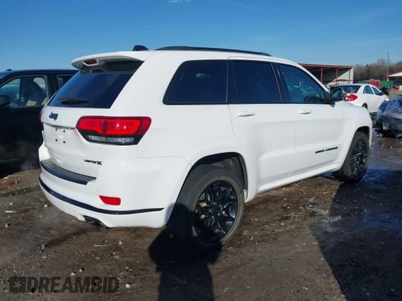 ✅ 2021 Jeep Grand Cherokee Limited • VIN: 1C4RJFBG6MC767860 • Лот: 41103120. Опубликован ранее на IAAI с пробегом 24 150 миль. Бесплатный доступ к архиву аукционных продаж из США и подробный отчёт об истории автомобиля на DreamBid. Изображение 4.