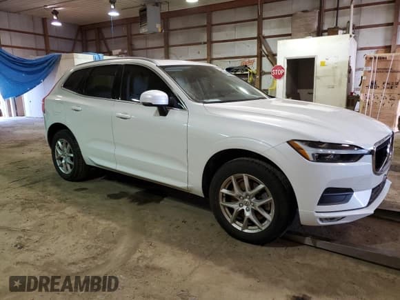 ✅ 2021 Volvo XC60 Momentum • VIN: YV4A22RK9M1777062 • Lot: 72238062. Listed on Copart with 51,254 mi. Free auction sales archive from the USA and detailed vehicle history report at DreamBid. Image 4.