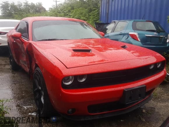 ✅ 2020 Dodge Challenger SXT • VIN: 2C3CDZAG9LH132602 • Lot: 63174392. Wystawiony na Copart z przebiegiem 17 095 mil. Bezpłatny archiwum sprzedaży aukcyjnych z USA i szczegółowy raport historii pojazdu na DreamBid. Zdjęcie 1.