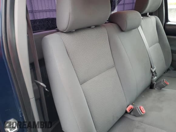 ✅ 2008 Toyota Tacoma • VIN: 5TEPX42N18Z536333 • Lot: 84297345. Wystawiony na Copart z przebiegiem 340 226 mil. Bezpłatny archiwum sprzedaży aukcyjnych z USA i szczegółowy raport historii pojazdu na DreamBid. Zdjęcie 10.