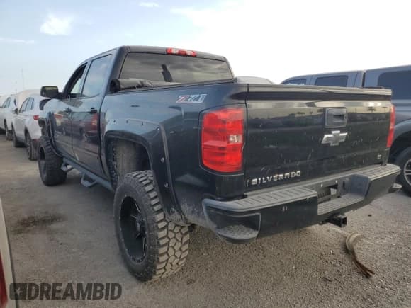 ✅ 2016 Chevrolet Silverado 1500 LT • VIN: 3GCUKREC1GG225617 • Лот: 74351424. Опубликован ранее на Copart с пробегом 142 827 миль. Бесплатный доступ к архиву аукционных продаж из США и подробный отчёт об истории автомобиля на DreamBid. Изображение 2.