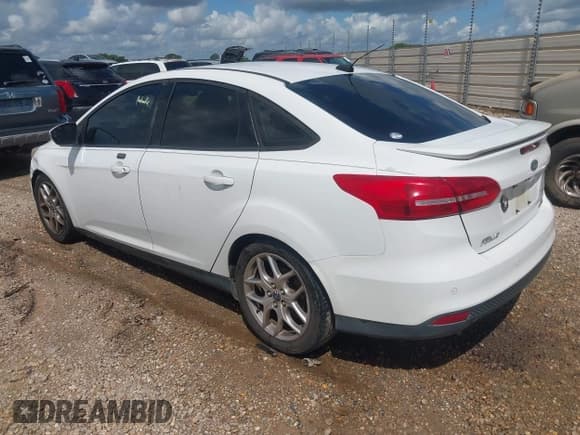 ✅ 2015 Ford Focus SE • VIN: 1FADP3F23FL200715 • Лот: 42825362. Опубликован ранее на IAAI с пробегом 209 153 миль. Бесплатный доступ к архиву аукционных продаж из США и подробный отчёт об истории автомобиля на DreamBid. Изображение 3.