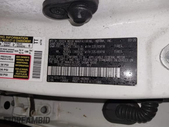 ✅ 2020 Toyota Highlander LE • VIN: 5TDZZRAHXLS503252 • Lot: 41577001. Wystawiony na IAAI z przebiegiem 193 800 mil. Bezpłatny archiwum sprzedaży aukcyjnych z USA i szczegółowy raport historii pojazdu na DreamBid. Zdjęcie 9.