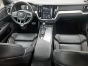 ✅ 2019 Volvo S60 R-Design • VIN: 7JRA22TM3KG013183 • Лот: 84262005. Опубликован ранее на Copart с пробегом 60 583 миль. Бесплатный доступ к архиву аукционных продаж из США и подробный отчёт об истории автомобиля на DreamBid. Изображение 8.