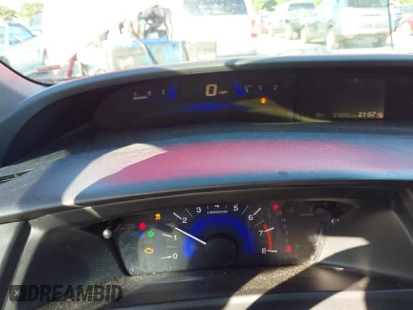 ✅ 2014 Honda Civic LX • VIN: 2HGFG3B57EH512861 • Lot: 43604103. Wystawiony na IAAI z przebiegiem 212 052 mil. Bezpłatny archiwum sprzedaży aukcyjnych z USA i szczegółowy raport historii pojazdu na DreamBid. Zdjęcie 7.