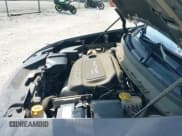 ✅ 2018 Jeep Cherokee Latitude • VIN: 1C4PJLCB9JD588274 • Lot: 43191097. Wystawiony na IAAI z przebiegiem 66 145 mil. Bezpłatny archiwum sprzedaży aukcyjnych z USA i szczegółowy raport historii pojazdu na DreamBid. Zdjęcie 19.