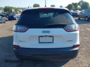 ✅ 2019 Jeep Cherokee Latitude Plus • VIN: 1C4PJMLB3KD336205 • Lot: 43135786. Wystawiony na IAAI z przebiegiem Nie podano. Bezpłatny archiwum sprzedaży aukcyjnych z USA i szczegółowy raport historii pojazdu na DreamBid. Zdjęcie 16.