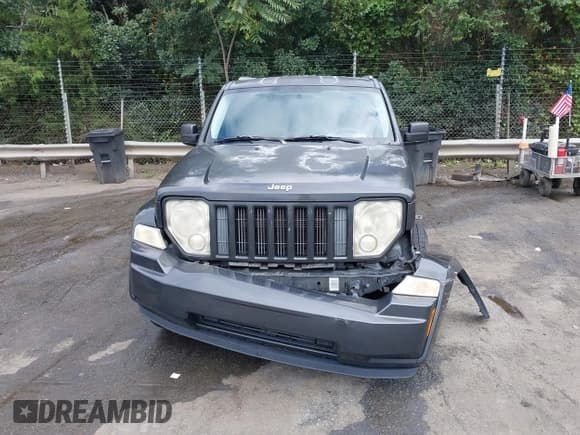 ✅ 2011 Jeep Liberty Sport • VIN: 1J4PP2GK4BW572731 • Лот: 43047111. Опубликован ранее на IAAI с пробегом 171 738 миль. Бесплатный доступ к архиву аукционных продаж из США и подробный отчёт об истории автомобиля на DreamBid. Изображение 12.