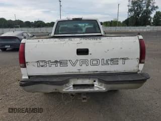 ✅ 2000 Chevrolet Silverado 2500 • VIN: 1GCGC24RXYR172957 • Lot: 64103515. Wystawiony na Copart z przebiegiem 223 170 mil. Bezpłatny archiwum sprzedaży aukcyjnych z USA i szczegółowy raport historii pojazdu na DreamBid. Zdjęcie 6.