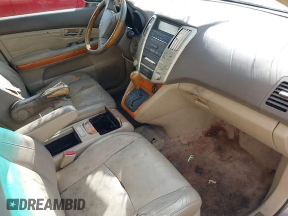 ✅ 2007 Lexus RX 350 • VIN: 2T2GK31U37C021660 • Lot: 43647343. Wystawiony na IAAI z przebiegiem 347 959 mil. Bezpłatny archiwum sprzedaży aukcyjnych z USA i szczegółowy raport historii pojazdu na DreamBid. Zdjęcie 5.