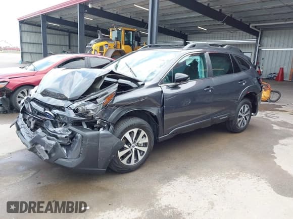 ✅ 2025 Subaru Outback Premium • VIN: 4S4BTAFC5S3229875 • Lot: 43276373. Wystawiony na IAAI z przebiegiem 3 451 mil. Bezpłatny archiwum sprzedaży aukcyjnych z USA i szczegółowy raport historii pojazdu na DreamBid. Zdjęcie 2.