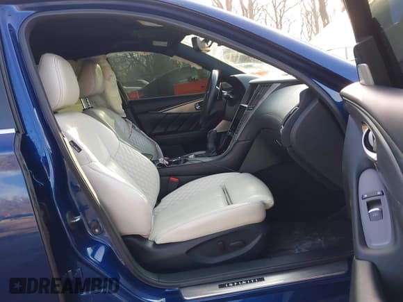 ✅ 2020 Infiniti Q50 Red Sport 400 • VIN: JN1FV7AR8LM660255 • Lot: 41692654. Listed on IAAI with 64,773 mi. Free auction sales archive from the USA and detailed vehicle history report at DreamBid. Image 5.