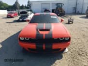✅ 2016 Dodge Challenger SRT 392 • VIN: 2C3CDZDJ9GH345353 • Lot: 58031254. Wystawiony na Copart z przebiegiem 40 965 mil. Bezpłatny archiwum sprzedaży aukcyjnych z USA i szczegółowy raport historii pojazdu na DreamBid. Zdjęcie 5.