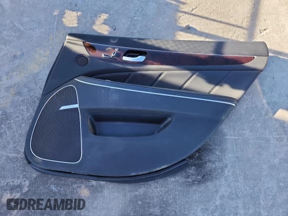 ✅ 2011 Hyundai Equus Ultimate • VIN: KMHGH4JF8BU042490 • Lot: 87238995. Wystawiony na Copart z przebiegiem 115 537 mil. Bezpłatny archiwum sprzedaży aukcyjnych z USA i szczegółowy raport historii pojazdu na DreamBid. Zdjęcie 12.