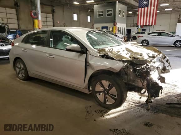 2019 Hyundai Ioniq Blue с VIN KMHC65LC8KU156583, выставлен на аукционе Copart как лот 77167294 с пробегом 109 711 миль миль и Списание • Salvage title. История ставок и продаж доступна на DreamBid. Изображение 4.