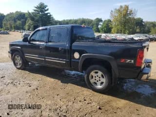 ✅ 2006 Chevrolet Silverado 1500 LT1 • VIN: 2GCEK13T061132412 • Лот: 71045684. Опубликован ранее на Copart с пробегом 179 719 миль. Бесплатный доступ к архиву аукционных продаж из США и подробный отчёт об истории автомобиля на DreamBid. Изображение 2.