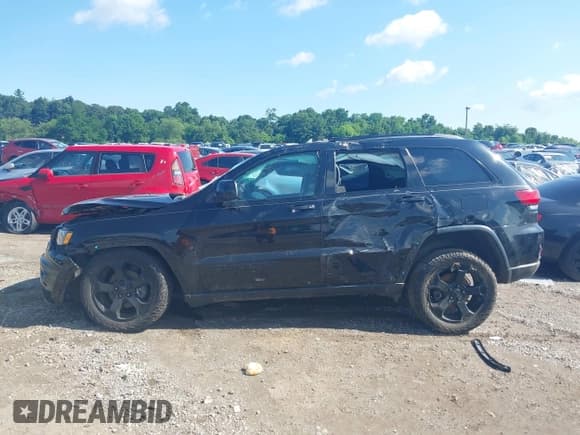 ✅ 2019 Jeep Grand Cherokee Upland • VIN: 1C4RJFAG7KC697607 • Lot: 42532518. Listed on IAAI with 68,558 mi. Free auction sales archive from the USA and detailed vehicle history report at DreamBid. Image 14.