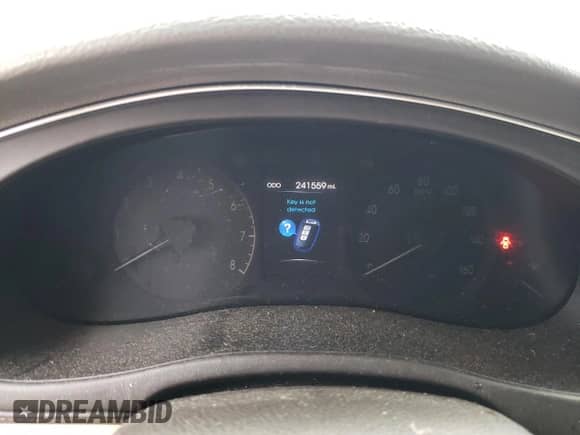 2012 Hyundai Genesis 3.8L z VIN KMHGC4DD2CU208190, wystawiony jako Copart lot #78205384 z przebiegiem 241 559 mil mil oraz Szkoda całkowita • Salvage title. Historia ofert i sprzedaży dostępna na DreamBid. Obrazek 9.