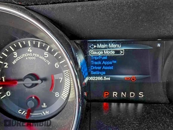 ✅ 2016 Ford Mustang EcoBoost Premium • VIN: 1FA6P8TH9G5295303 • Lot: 95805405. Wystawiony na Copart z przebiegiem 62 266 mil. Bezpłatny archiwum sprzedaży aukcyjnych z USA i szczegółowy raport historii pojazdu na DreamBid. Zdjęcie 8.