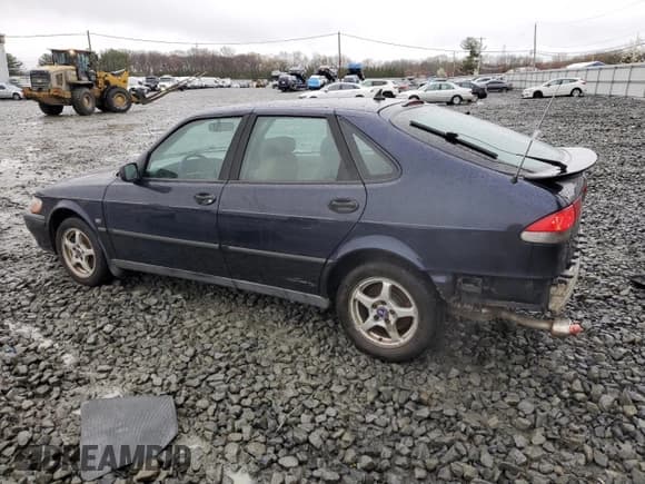✅ 2001 Saab 9-3 • VIN: YS3DD58H812003501 • Lot: 51526175. Listed on Copart with 162,220 mi. Free auction sales archive from the USA and detailed vehicle history report at DreamBid. Image 2.