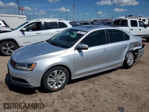 ✅ 2015 Volkswagen Jetta SE • VIN: 3VWD07AJ6FM232171 • Lot: 62503115. Listed on Copart with 82,745 mi. Free auction sales archive from the USA and detailed vehicle history report at DreamBid. Image 1.