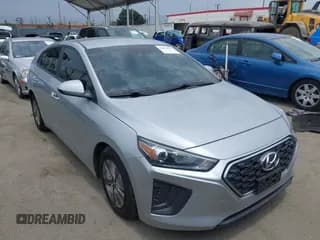 ✅ 2021 Hyundai Ioniq Blue • VIN: KMHC65LC3MU261583 • Lot: 42421471. Wystawiony na IAAI z przebiegiem 101 335 mil. Bezpłatny archiwum sprzedaży aukcyjnych z USA i szczegółowy raport historii pojazdu na DreamBid. Zdjęcie 1.