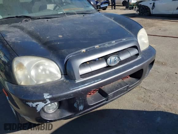 2006 Hyundai Santa Fe GLS с VIN KM8SC13E16U081097, выставлен на аукционе IAAI как лот 42224989 с пробегом Не указан миль и . История ставок и продаж доступна на DreamBid. Изображение 16.