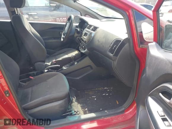 ✅ 2017 Kia Rio LX • VIN: KNADM4A31H6047999 • Лот: 43474825. Опубликован ранее на IAAI с пробегом 94 429 миль. Бесплатный доступ к архиву аукционных продаж из США и подробный отчёт об истории автомобиля на DreamBid. Изображение 5.