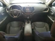 ✅ 2016 Jeep Cherokee Latitude • VIN: 1C4PJMCB8GW145875 • Лот: 90926275. Опубликован ранее на Copart с пробегом 91 179 миль. Бесплатный доступ к архиву аукционных продаж из США и подробный отчёт об истории автомобиля на DreamBid. Изображение 8.