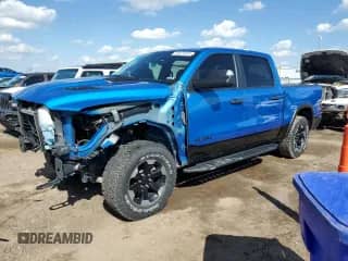 2021 Ram 1500 Rebel z VIN 1C6SRFLT9MN831925, wystawiony jako Copart lot #83924035 z przebiegiem 85 885 mil mil oraz Szkoda całkowita • Salvage title. Historia ofert i sprzedaży dostępna na DreamBid. Obrazek 1.