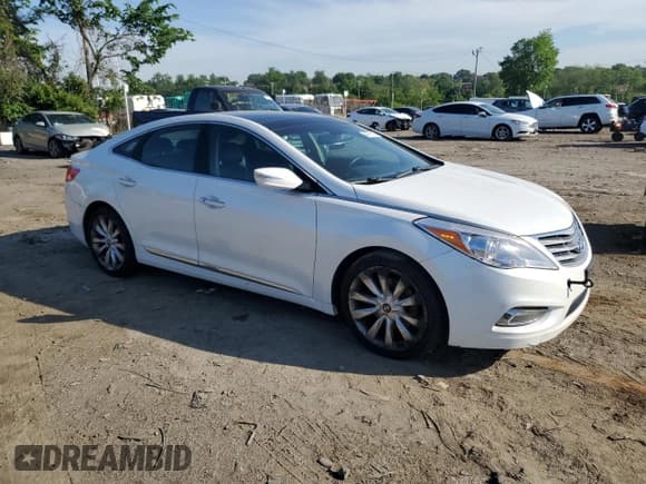 ✅ 2013 Hyundai Azera • VIN: KMHFH4JG6DA262297 • Лот: 56781155. Опубликован ранее на Copart с пробегом 234 793 миль. Бесплатный доступ к архиву аукционных продаж из США и подробный отчёт об истории автомобиля на DreamBid. Изображение 4.
